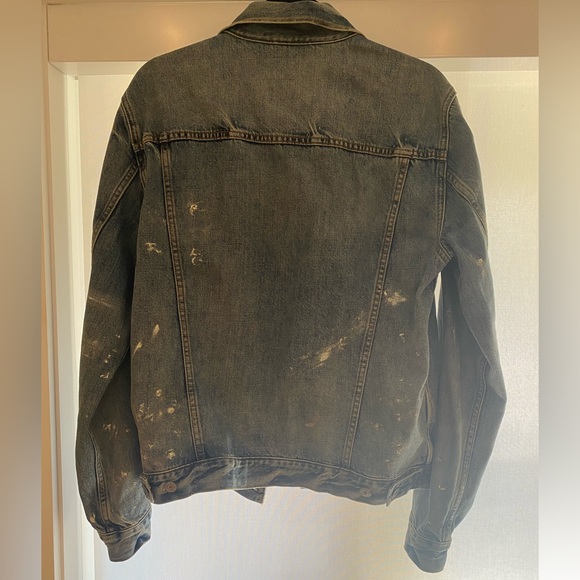 Gap paint splatter jean jacket. Mens size medium. - Picture 2 of 3